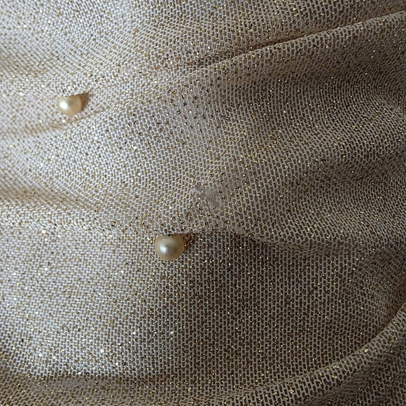 Emerald Sundae Juniors' Imitation Pearl Embellished‎ Glitter Sleeveless Bodycon - Picture 9 of 9